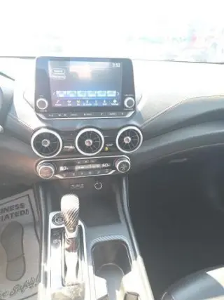 Nissan Sentra 2022 SR 4dr Sedán