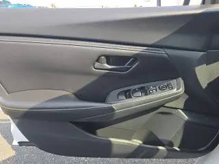 Nissan Sentra 2024 S 4dr Sedán