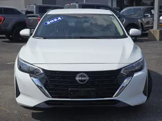 Nissan Sentra 2024 S 4dr Sedán