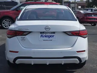 Nissan Sentra 2024 S 4dr Sedán