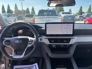 Ford Explorer 2025 AWD Active 4dr SUV
