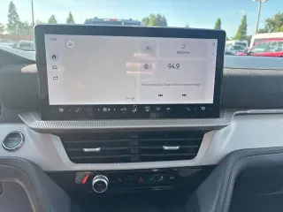 Ford Explorer 2025 AWD Active 4dr SUV