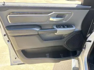Ram 1500 2019 4x2 Big Horn 4dr Crew Cab 5.6 ft. SB Pickup