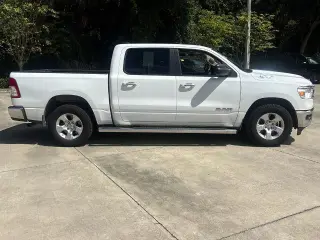 Ram 1500 2019 4x2 Big Horn 4dr Crew Cab 5.6 ft. SB Pickup