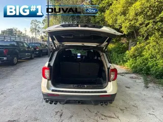 Ford Explorer 2023 AWD ST 4p SUV