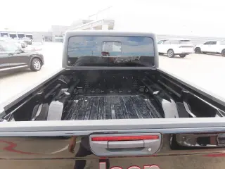 Jeep Gladiator 2024 4x4 Rubicon 4dr Crew Cab 5.0 ft. SB