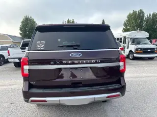 Ford Expedition 2024 4x2 XLT 4dr SUV