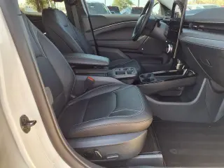 Ford Mustang Mach-E 2026 AWD Premium 4dr SUV