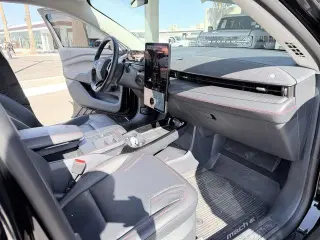 Ford Mustang Mach-E 2025 Premium SUV 4p