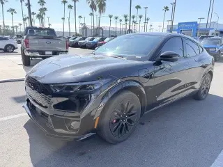 Ford Mustang Mach-E 2025 Premium SUV 4p