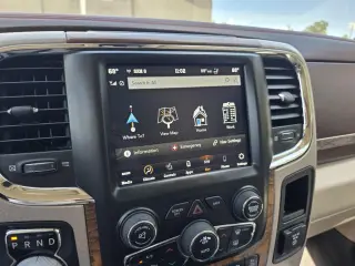 Ram 1500 2018 4x4 Laramie Longhorn 4 puertas Cabina Doble 5.5 pies. Pickup