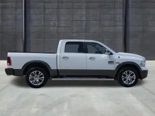 Ram 1500 2018 4x4 Laramie Longhorn 4 puertas Cabina Doble 5.5 pies. Pickup