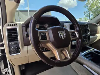 Ram 1500 2018 4x4 Laramie Longhorn 4 puertas Cabina Doble 5.5 pies. Pickup