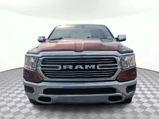 Ram 1500 2024 4x2 Laramie 4p Cab Camión de 5.6 ft. SB