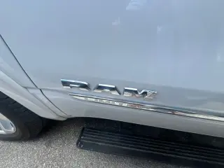 Ram 1500 2022 4x4 Limited 4p Puerta Pickup