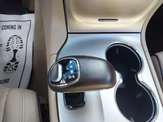 Jeep Grand Cherokee 2014 4x4 Overland 4dr SUV