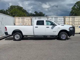 Ram 2500 2022 4x4 Tradesman 4dr Crew Cab 8 ft. LB Pickup