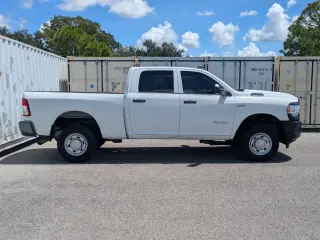 Ram 2500 2021 4x4 Tradesman 4dr Crew Cab 6.3 ft. SB Camioneta