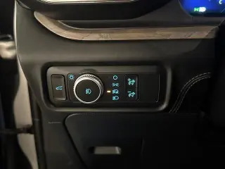 Ford Explorer 2020 AWD Platinum 4dr SUV
