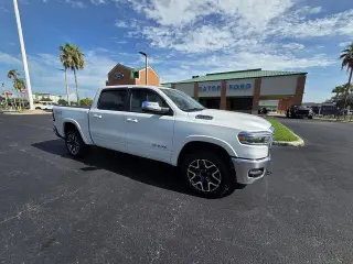 Ram 1500 2025 4x4 Laramie 4dr Crew Cab 5.6 ft. SB Pickup