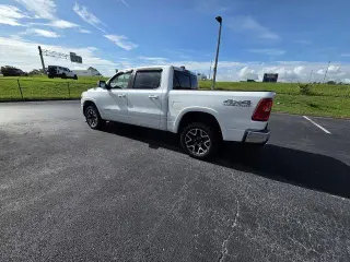 Ram 1500 2025 4x4 Laramie 4dr Crew Cab 5.6 ft. SB Pickup