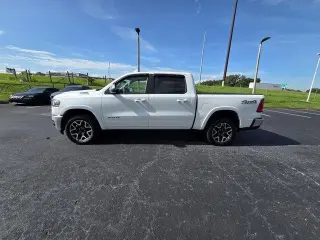 Ram 1500 2025 4x4 Laramie 4dr Crew Cab 5.6 ft. SB Pickup