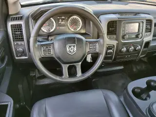 Ram 1500 Classic 2021 4x2 Tradesman 2dr Regular Cab 8 ft. LB Pickup