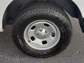 Ram 1500 Classic 2021 4x2 Tradesman 2dr Regular Cab 8 ft. LB Pickup