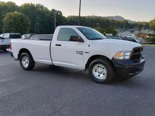 Ram 1500 Classic 2021 4x2 Tradesman 2dr Regular Cab 8 ft. LB Pickup