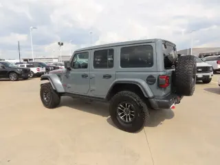Jeep Wrangler 2025 4x4 Rubicon 4p SUV