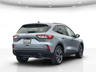 Ford Escape Hybrid 2022 SE 4p SUV