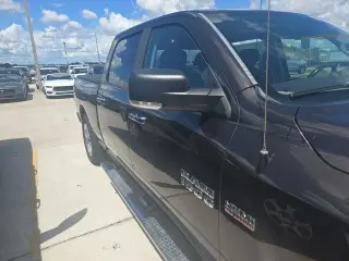 Ram 1500 2016 4x2 SLT 4dr Crew Cab 6.3 ft. SB Pickup