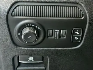 Jeep Wagoneer 2024 4x4 Serie III 4p SUV