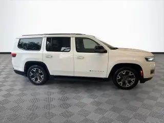 Jeep Wagoneer 2024 4x4 Serie III 4p SUV