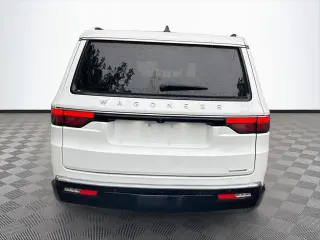 Jeep Wagoneer 2024 4x4 Serie III 4p SUV