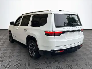 Jeep Wagoneer 2024 4x4 Serie III 4p SUV
