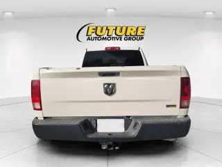 Ram 1500 Clásico 2019 4x2 Tradesman 4dr Quad Cab 6.3 ft. SB Pickup