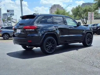 Jeep Grand Cherokee 2020 4x2 Laredo 4dr SUV