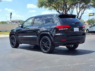 Jeep Grand Cherokee 2020 4x2 Laredo 4dr SUV