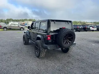 Jeep Wrangler Unlimited 2019 4x4 Sahara 4dr SUV