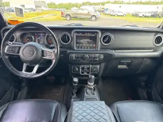 Jeep Wrangler Unlimited 2019 4x4 Sahara 4dr SUV