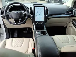 Ford Edge 2023 AWD Titanium 4 puertas Crossオーバー