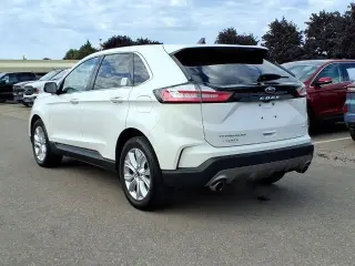Ford Edge 2023 AWD Titanium 4 puertas Crossオーバー