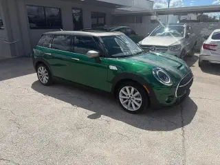 MINI Clubman 2022 Cooper S 4p Caravana