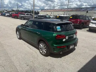 MINI Clubman 2022 Cooper S 4p Caravana