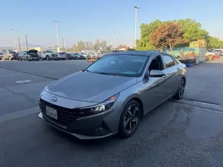 Hyundai ELANTRA Híbrido 2023 Limited Sedán de 4 puertas