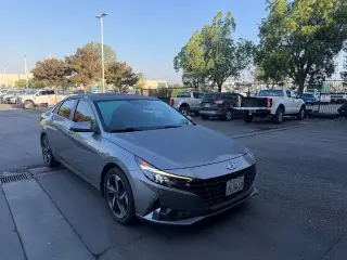Hyundai ELANTRA Híbrido 2023 Limited Sedán de 4 puertas