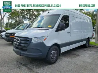 Mercedes-Benz Sprinter 2024 2500 3p 170 pulg. WB Techo Alto Caravana (2.0L I4 HO)