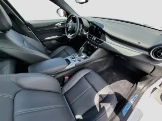 Alfa Romeo Giulia 2025 4p Sedan