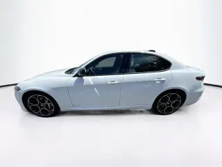 Alfa Romeo Giulia 2025 4p Sedan